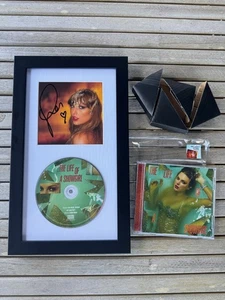 Taylor Swift signed & gerahmt The Life of a Showgirl #1 CD handsigniert 1 - Bild 1 von 21