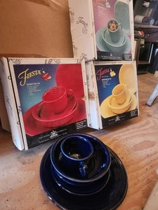 Lote (4) Fiesta 5 Piezas Colocación Fiestaware Azul Amarillo Teal y Rojo - Imagen 1 de 5