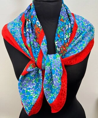 Bufanda de crepé de seda vintage años 80 YSL Yves St. Laurent A603 Foto 1 de 4