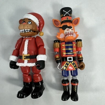 Лот из 2 фигурок Funko Christmas Holiday Five Nights At Freddy's 6/1 - Изображение 1 из 3