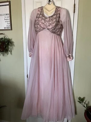 Vestido Vintage Champagne Rosa Imperio Manga Larga con Top Cuentas Foto 1 de 4