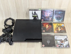 Funktionierende PlayStation 3 PS3 Slim 320GB Konsole & Controller plus Spiele Bundle - Bild 1 von 9