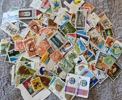 Selection of New Zealand Stamps - Image 1 of 4