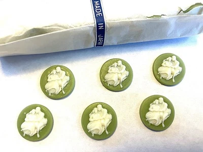 6 amantes sentados vintage cortejo madera de cuña resina verde 18 mm. Camafeos redondos L492 Foto 1 de 4