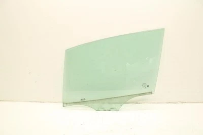 Оригинальное переднее левое стекло для водительской двери Jeep Renegade 2016-2021 годов выпуска 68274340AA - Изображение 1 из 4