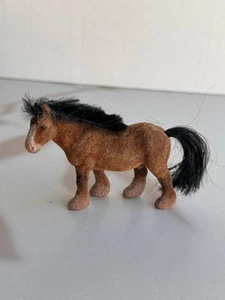 Flocked Fuzzy Horse Miniature Animal Toy Vintage - Picture 1 of 4