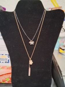 Betsey Johnson Pink Mitten & Skis Pendant Necklace NWT Vintage - Picture 1 of 4