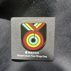 Offizieller Apple Pin Anstecker Global Close Your Rings Day - Bild 1 von 1