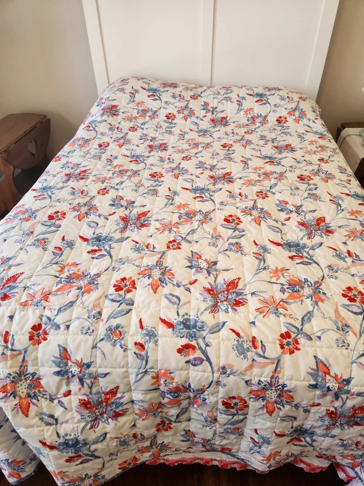 Edredom alternativo reversível Martha Stewart--azul floral 90" x 70" - Imagem 1 de 4