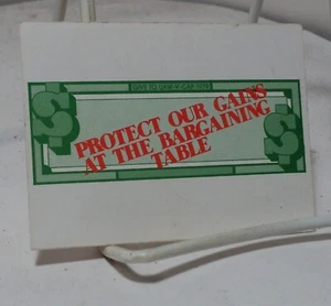 Tri-fold pocket calendar - 1981 - UAW - Imagen 1 de 3
