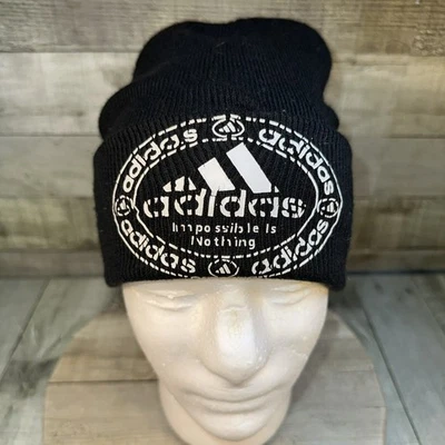 De colección Adidas Gorro Tejido Negro Sombrero Imposible No Es Nada Logo Ropa de Calle Foto 1 de 4