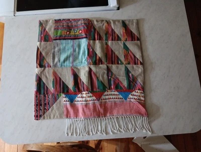 Pottery Barn X Counterpane Studio Pauline Boyd 拼布孵化枕头套 — 第 1/4 张图片