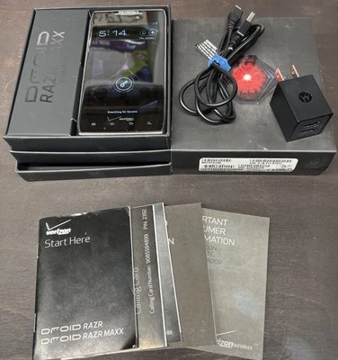 Motorola XT912 Droid RAZR Maxx Verizon Smartphone Clean & Working - Image 1 of 4