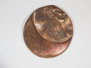 198X, centavo Lincoln Memorial, descentrado con fecha parcial, O/C, error - Imagen 1 de 2