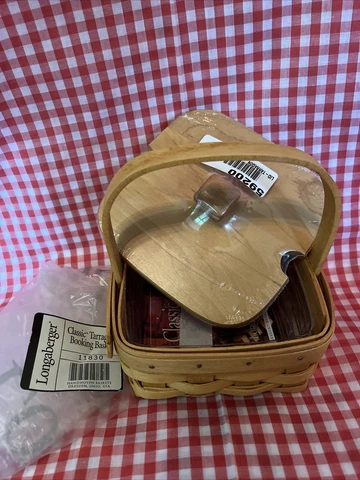 LONGABERGER TARRAGON BOOKING BASKET,   PROTECTOR & LID 2001 Cover