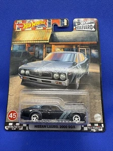 HOT WHEELS PREMIUM NISSAN LAUREL 2000 SGX 1/64  - Picture 1 of 1