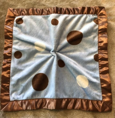 Manta de seguridad Vitamin Baby Lovey azul marrón lunares Foto 1 de 4