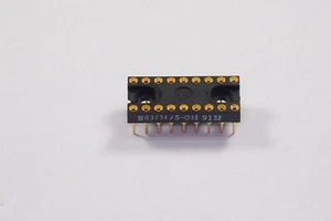 M83734/5-031 MIL DIP Socket 18 Position 2 Row 2.54mm Gold Plug-In Thru Hole NOS - Picture 1 of 2