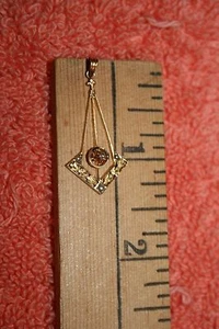Vintage Anhänger gemarkt 10K Gelbgold & Diamant mit Saatperlenakzenten - Bild 1 von 5