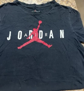 Boy’s Nike Jordan T-Shirt Size Large 12/14 - Picture 1 of 2