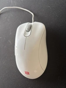 Zowie EC2-B WHITE wired gaming mouse limited edition - Afbeelding 1 van 3