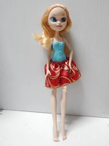 VINTAGE MATTEL 2015 EVER AFTER HIGH PUPPE - APFELWEISS MIT ROCK - Bild 1 von 7