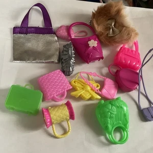 Lot #16 Barbie And Friends Geldbörsen - Bild 1 von 3