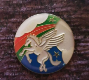 Vintage Enamel Unicorn/Pegasus White with Clouds Hat Pin Size 1" Diameter - Picture 1 of 1