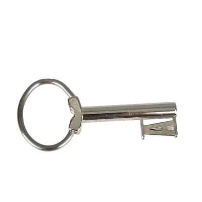 Avon инициал кольцо для ключей письмо A, винтажный 1982 скелет ключ дизайн  - Изображение 1 из 4