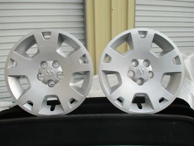 NUEVO MOPAR 39699B Tapa central de rueda 2007-2009 Dodge Caliber 17" nuevo par raro Foto 1 de 4