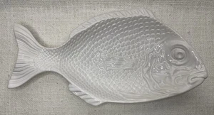 Bordallo Pinheiro Portugal Fisch Keramik Teller 27,5x14,5x3,5cm weiß - Picture 1 of 4