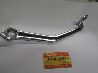 Pedal de freio traseiro SUZUKI GS300L,GS450T 1982 P.N 43110-44310 - Imagem 1 de 2