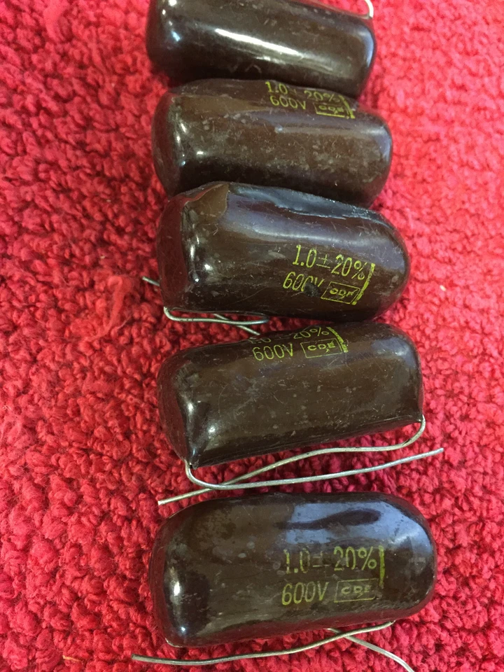 CONDENSADOR CDE 1.0MFD 600V 5 PIEZAS Foto 1 de 1