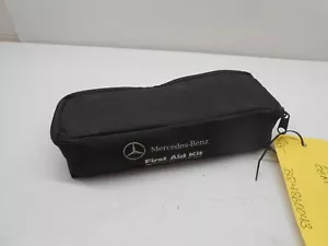 Mercedes First Aid Kit BQ4860043 CK0475 XXDCB2 - Imagen 1 de 4