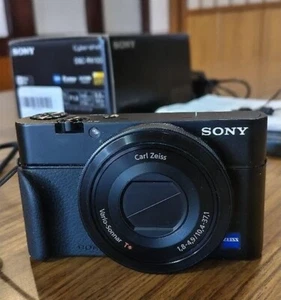 Sony CyberShot DSC-RX100 Compact Digital Camera Japanese Only Tested in BOX - Picture 1 of 9