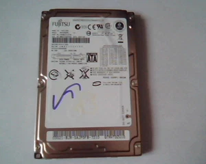 Unidad de disco duro 2,5 Fujitsu MHV2080BS CA06672-B708 2007-02 80 GB 156301488 SATA - Imagen 1 de 6