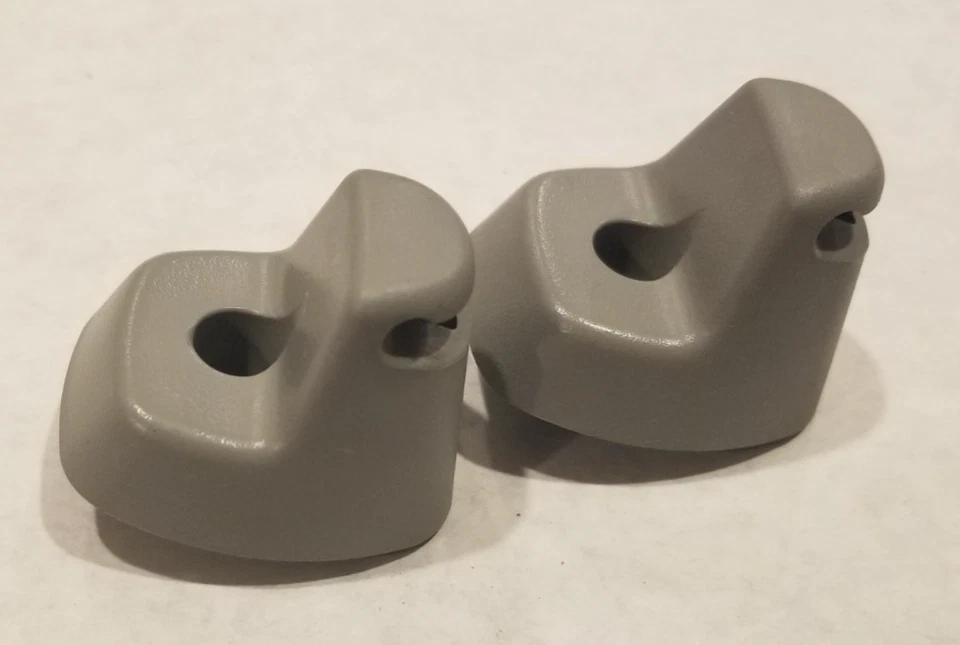 Juego de clips para parasol Saturn Vue 2002-2007 - gris - buen estado - fabricante de equipos originales Foto 1 de 1