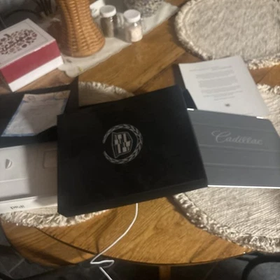 EDICIÓN CADILLAC - Apple iPad 3ª Generación 16GB, Wi-Fi MC705LL/A (A1416) Foto 1 de 4