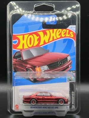 Mercedes-Benz 560 SEC AMG 2024 Hot Wheels Super Treasure Hunt 89 con protector Foto 1 de 2