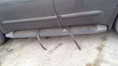 Passenger Right Front Door Electric Fits 08-14 ARMADA 5213838 — 第 1/4 张图片