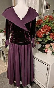 Midnight Velvet purple Velvet Formal Dress Rouched Waist Size 14 Machine Washabe - Picture 1 of 11