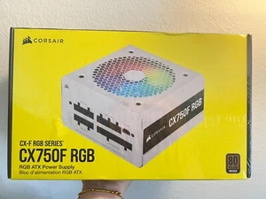 Fuente de alimentación blanca Cx750F Rgb, 750 vatios, 80 Plus bronce, totalmente modular Rgb - Imagen 1 de 1