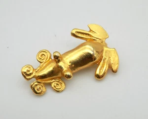 Museum Reproduction Frog in Brass, Gold Tone Brooch, Alva Studios - Picture 1 of 5