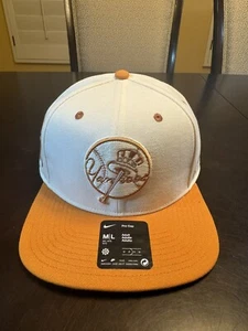 New Nike NY Yankees Logo Baseball Hat Size M / L - Picture 1 of 12