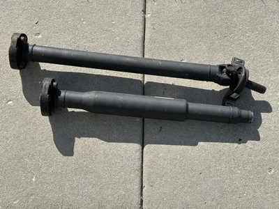 2008-2014 梅赛德斯奔驰 C300 W204 原始设备制造商 RWD 传动轴传动轴螺旋桨 — 第 1/4 张图片