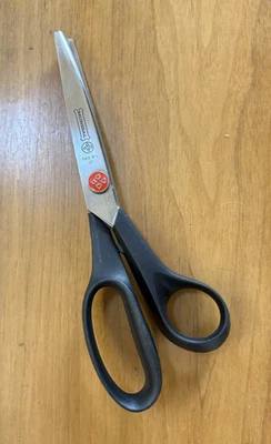 Mundial 665 Pinking Shears 8.5” Fabric Scissors Sewing Quilting Brazil Crafting - Image 1 of 4