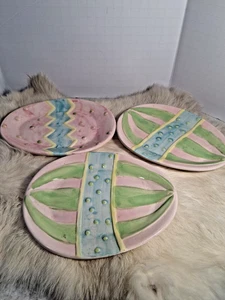 3 Easter Egg Plates 7ins Long & 5ins Wide. - Picture 1 of 6