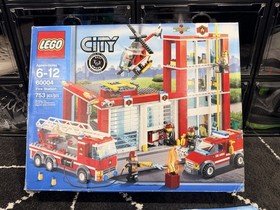 LEGO City - 60004 - Fire Station - 753 Pieces