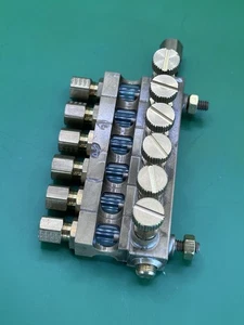 TRICO 30276 6 OUTLET V SIGHT ACRYLIC - Picture 1 of 4