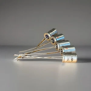 5 pezzi - SIEMENS BZY83 -TO-1 cassa in metallo 18V diodi Z pedale fuzz vintage NOS - Foto 1 di 5